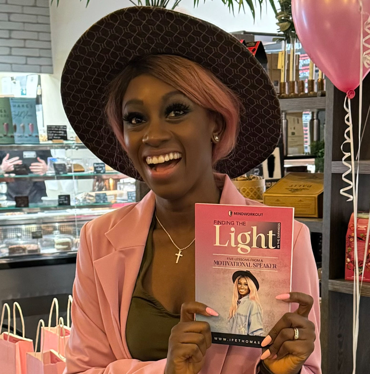 Book Launch 📚💃🏽🚀